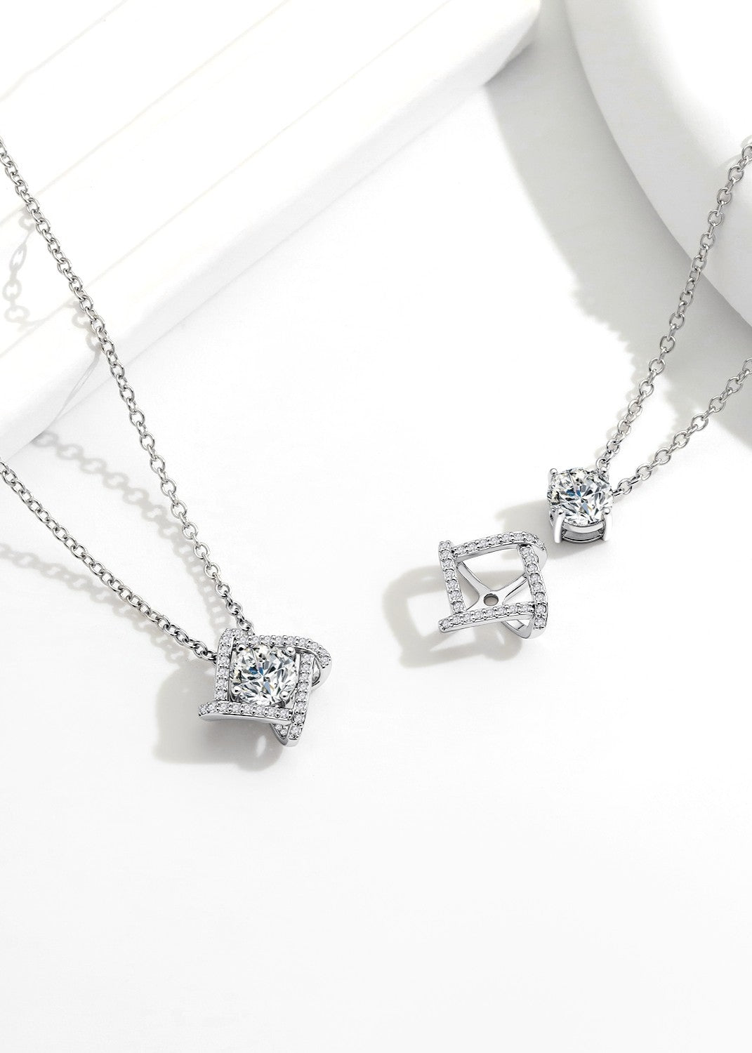 Solitaire Chain