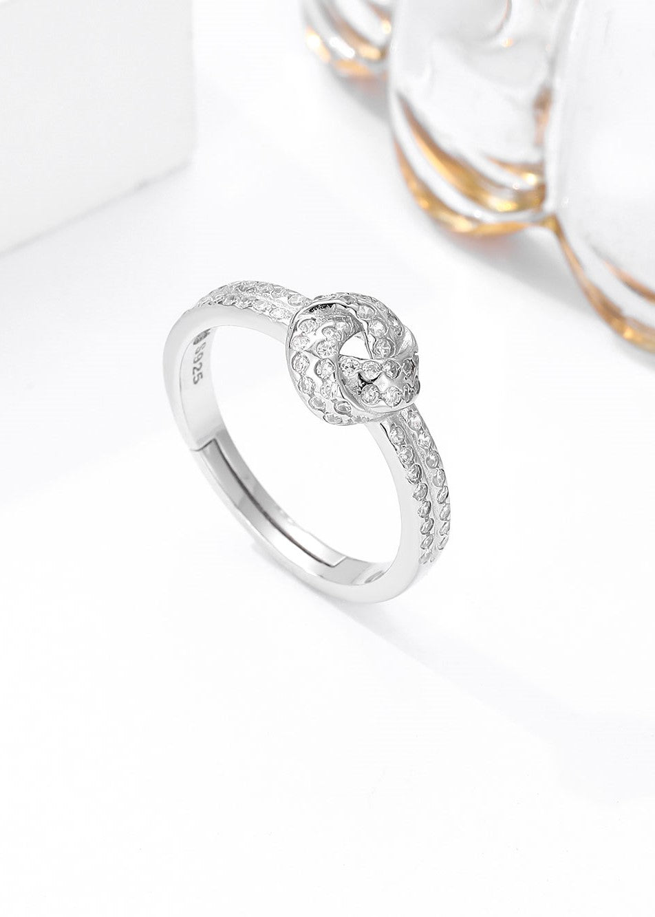 Tangled Ring