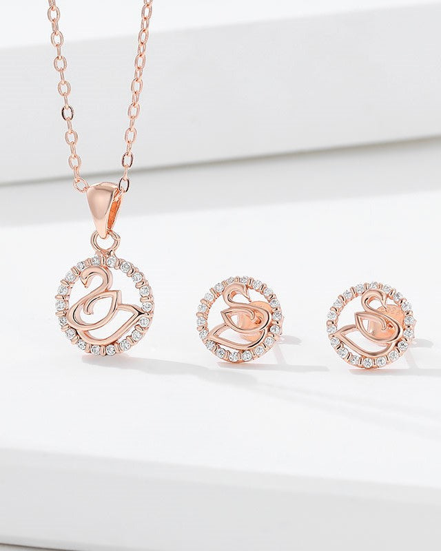 Swan Pendant Chain